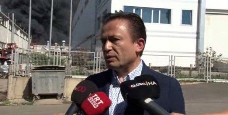 Tuzla Belediye Başkanı Yazıcı: "Yangın bir makineden çıkmış, can kaybı yok"