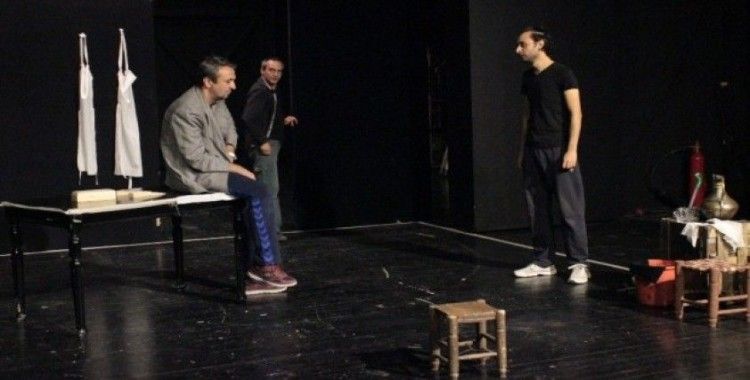 Tel Aviv’de yazılan oyunu Kosovalı yönetmen Ankara’da sahneleyecek