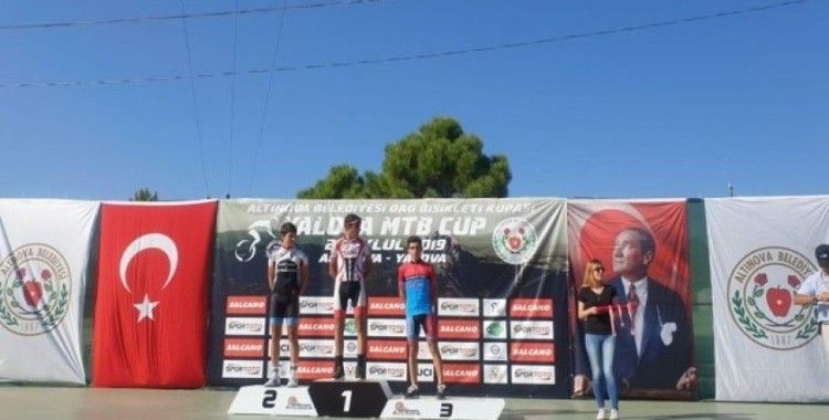 Yalova MTB CUP Dağ Bisikleti Yarışlarından 4 Altın Madalya