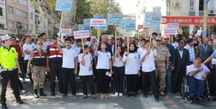 Sayın Güzeloğlu, 'Yaya Güvenliğinin Nöbetçisiyiz' kampanyasına katıldı