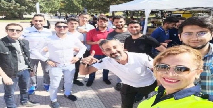 Malatya’da polislerden, ’el ele güvenli geleceğe’ projesi