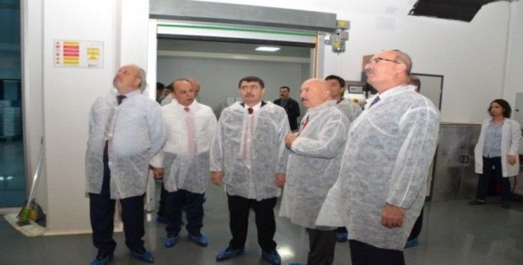 Ankara Valisi Şahin ve ASO Başkanı Özdebir’den ilaç fabrikasına ziyaret
