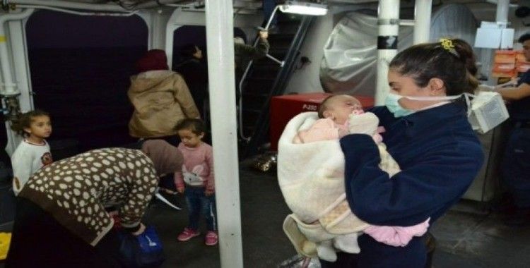 İzmir’de 132 düzensiz göçmen yakalandı