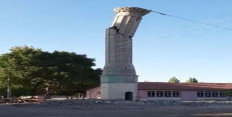 İmece usulü minare yıkımı
