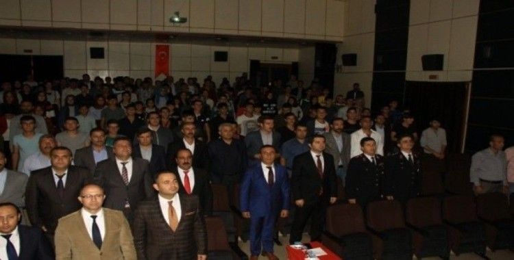 Hizan’da "Şehitlere saygı ve gazilik" konferansı düzenlendi