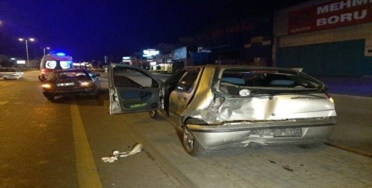 Ankara’da zincirleme trafik kazası: 2’si çocuk, 4 yaralı