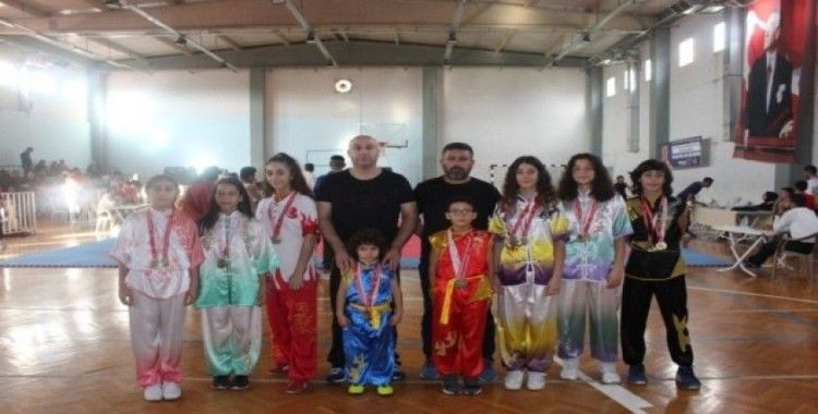 Yunusemre Belediyespor Wushu’da 6 altın madalya kazandı