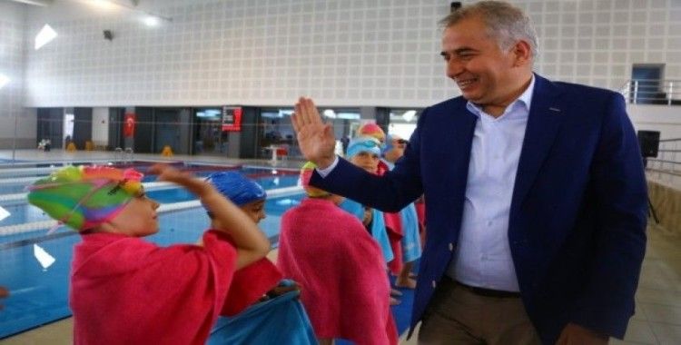 Büyükşehir’in Kış Spor Okulları 12 bin kişi başvurdu