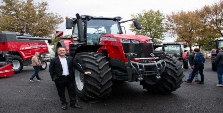 Tarım fuarında 1,5 milyon liralık traktöre ilgi