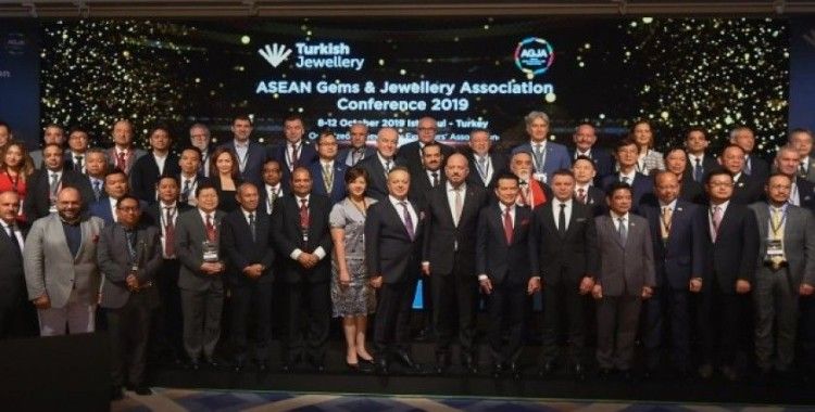 Dünya mücevher pazarının yöneticileri İstanbul'da buluştu