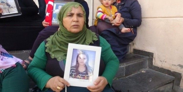 HDP önündeki ailelerin evlat nöbeti 37’nci gününde