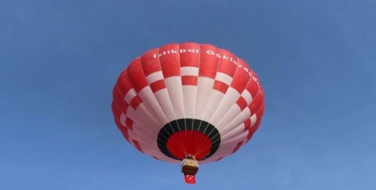 Türkiye’nin ilk yerli ve milli sıcak hava balonu Kapadokya’da uçtu