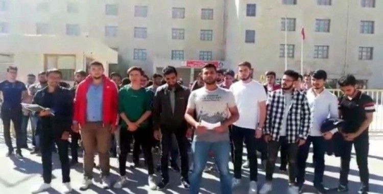 Cihanbeyli’de üniversite öğrencileri yurtlarının açılmasını istiyor