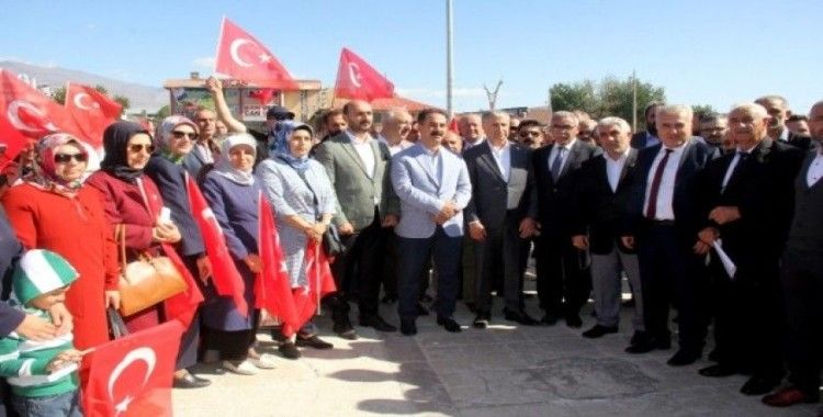 Erzincan’da siyasi partilerden “Barış Pınarı Harekâtına” destek