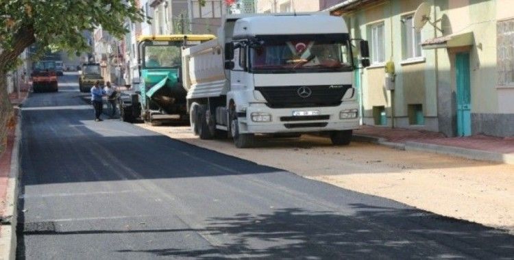 Odunpazarı Belediyesi sokakları asfaltlıyor