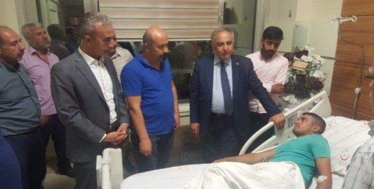 Rektör Turgut’tan yaralı askere ziyaret