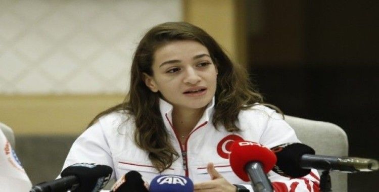 Buse Naz Çakıroğlu: "Olimpiyatlarda altın madalya almamak için hiçbir neden yok"