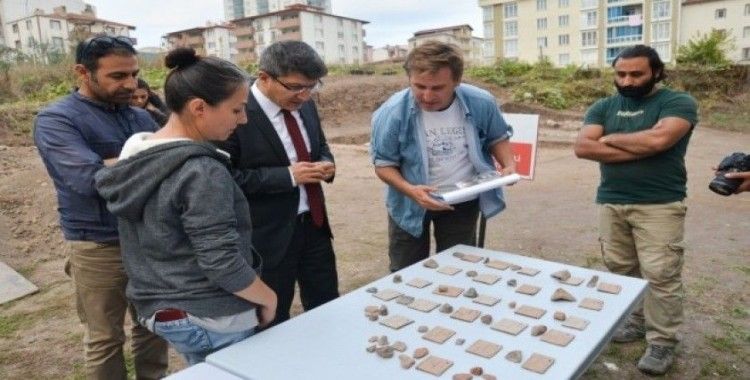Rektör Taş’dan Bilecik’teki 8 bin yıllık yerleşim yerinde inceleme
