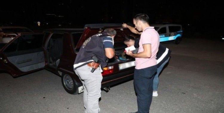 Erzincan’da 90 ekip, 430 polisle asayiş uygulaması yaptı