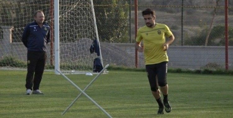 Rahman Buğra Çağıran: "Malatyaspor’a geldiğim ilk sene şampiyonluk yaşadım"