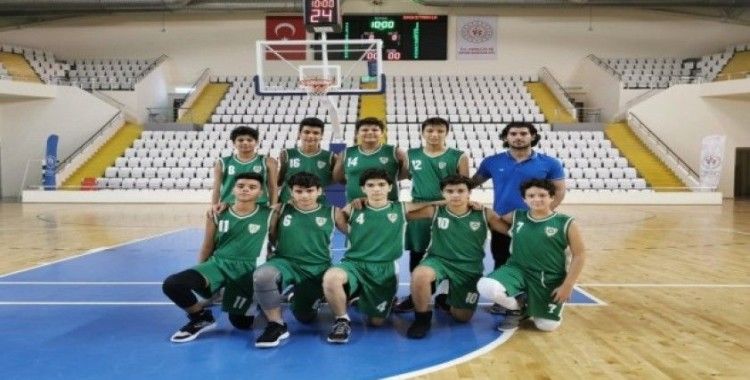 Manisa BBSK U-14 basketbol takımından farklı başlangıç
