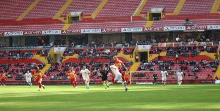 Süper Lig: İM Kayserispor: 0 - Kasımpaşa: 1 (İlk yarı)