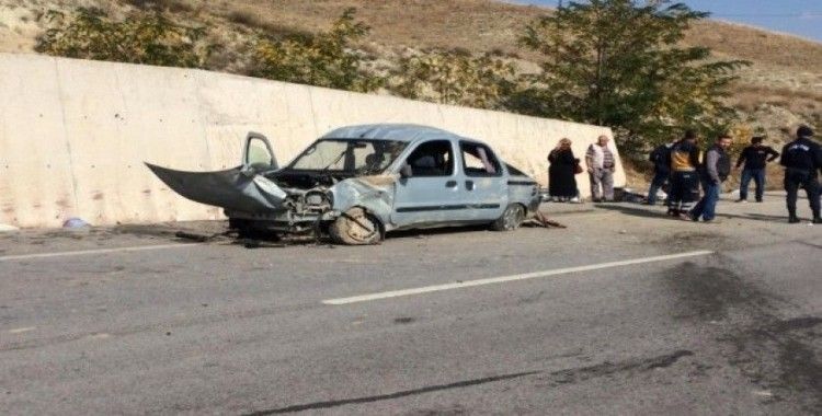 Çankırı’da trafik kazası: 1 ölü, 2 yaralı