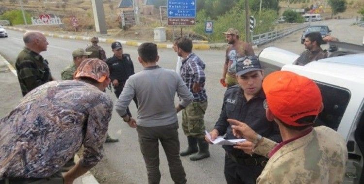 Erzincan’da kaçak keklik ve tavşan avlayan 5 kişi yakalandı
