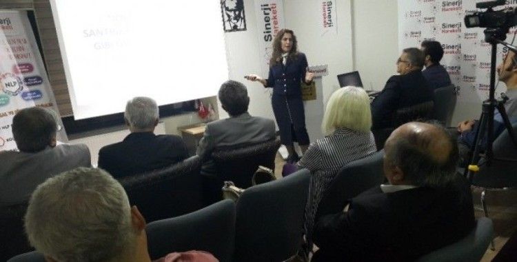 Eskişehirli eczacı Fatımatüzzehra Kıraç’tan ‘Uyuşturucuyla Mücadele’ konferansı