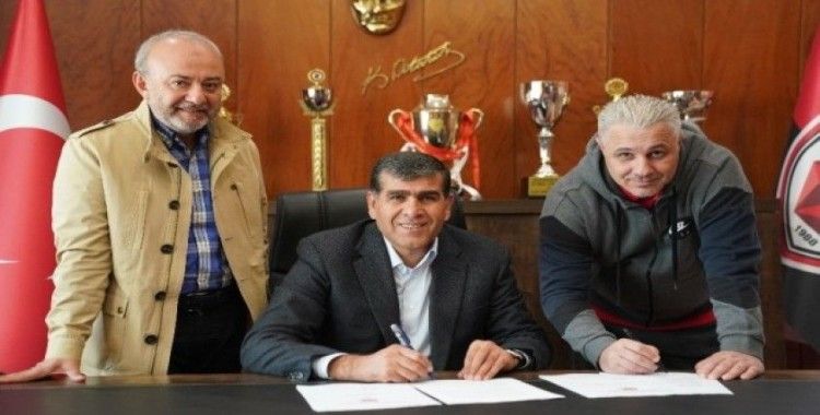 Gaziantep FK, Sumudica’nın sözleşmesini 2021 yılına kadar uzattı