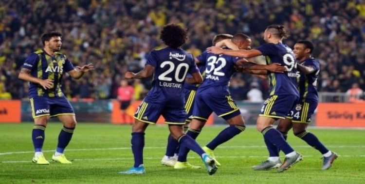 Savunma ve orta sahadan gol katkısında lider Fenerbahçe