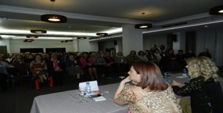 Türk doktorları Kosovalı kadınlara meme kanserini anlattı