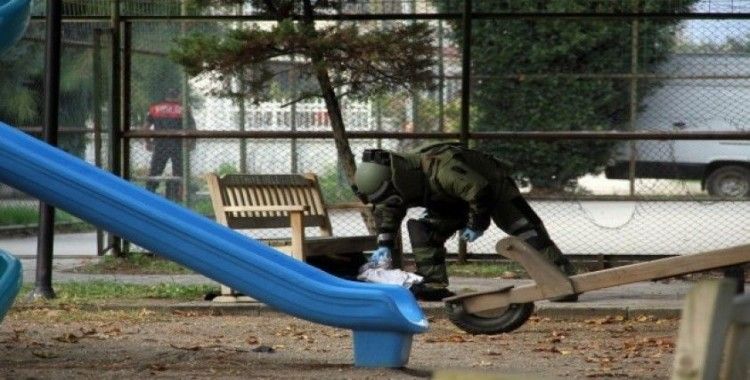 Çocuk parkındaki şüpheli valiz patlatıldı