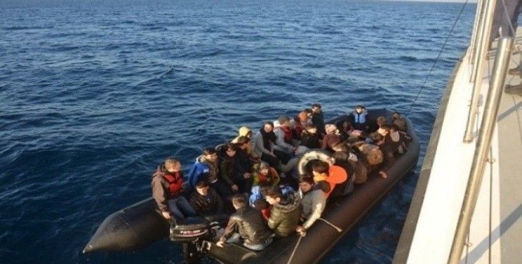 İzmir’de 72 kaçak göçmen yakalandı