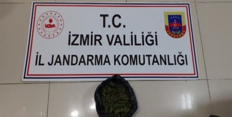 İzmir’de uyuşturucu operasyonu: 2 gözaltı