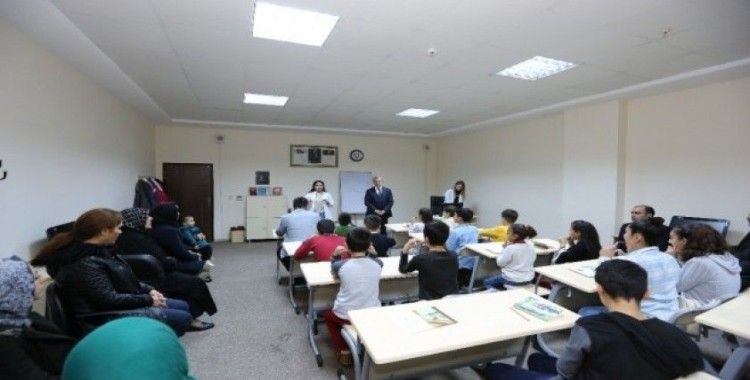 Şahinbey Belediyesi’nin kekemelik kursuna yoğun ilgi