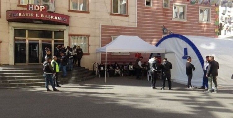 HDP önündeki evlat nöbeti 66’ncı gününde