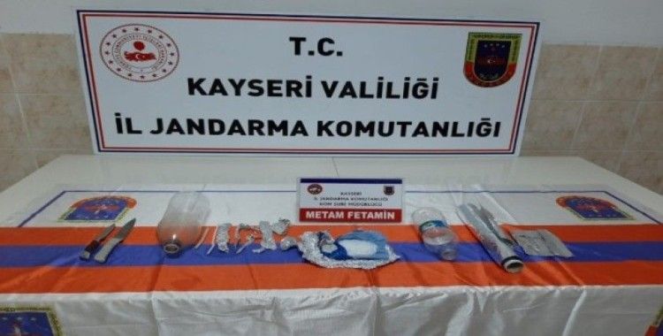 Kayseri'de 25 bin litre kaçak akaryakıt ele geçirildi