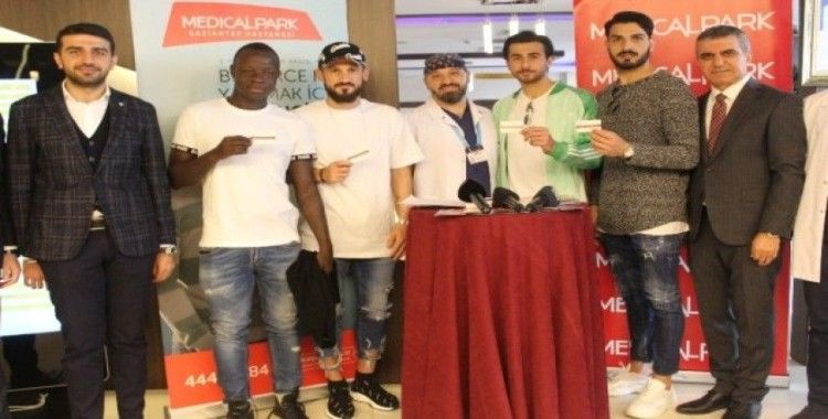 Gaziantep FK futbolcuları Medikal Park’ta organ bağışı yaptı