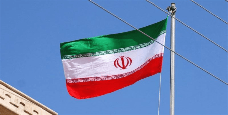 İran kimliği belirsiz bir İHA'yı düşürdü
