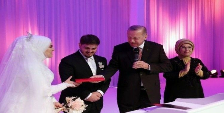 Cumhurbaşkanı Erdoğan, Mahir Ünal’ın kızının nikah törenine katıldı