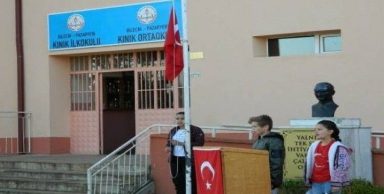 Kınık köyünde 10 Kasım Atatürk’ü anma programı düzenlendi