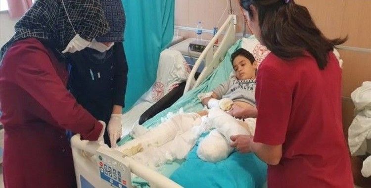Tel Abyad’da 2 kardeş mayın patlaması sonucu ağır yaralandı