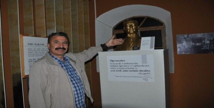 İtalyan sanatçının 89 yıllık Atatürk büstü müzede sergileniyor