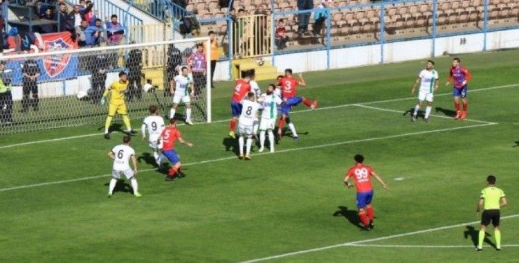 TFF 2. Lig: Kardemir Karabükspor: 0 - Sakaryaspor : 5