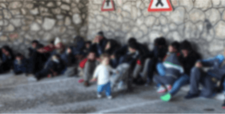 Zeytinburnu'nda kaçak göçmen operasyonu: 10 kişi yakalandı