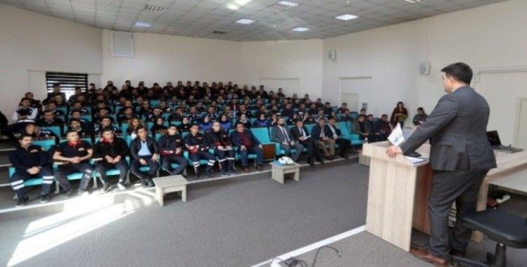 Van Büyükşehir Belediyesindeki aday memurlara eğitim