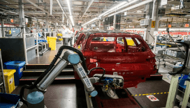 SEAT’ta robot ve insan işbirliği