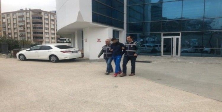 Bursa’da üniversiteli kızları taciz eden sapık tutuklandı