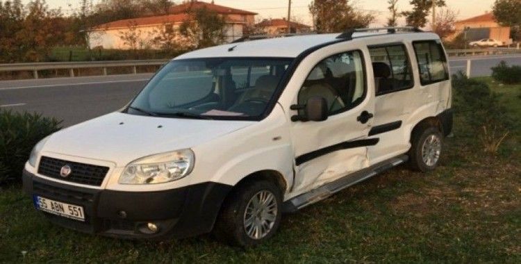 Samsun’da kamyonetle otomobil çarpıştı: 6 yaralı